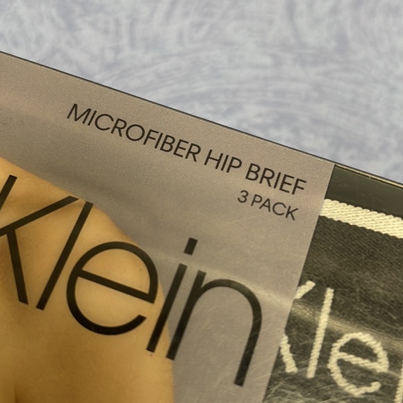 Calvin Klein Men’s Microfiber Hip Brief 3 Pack XL (40-42) NP2162O-033 A34M341420 - Picture 16 of 16